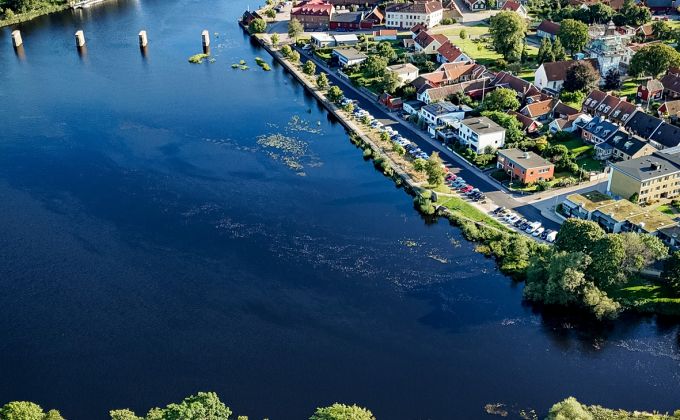 Stadsvandring: Ätran till nytta och nöje